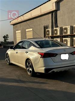 نیسان ئەلتیما